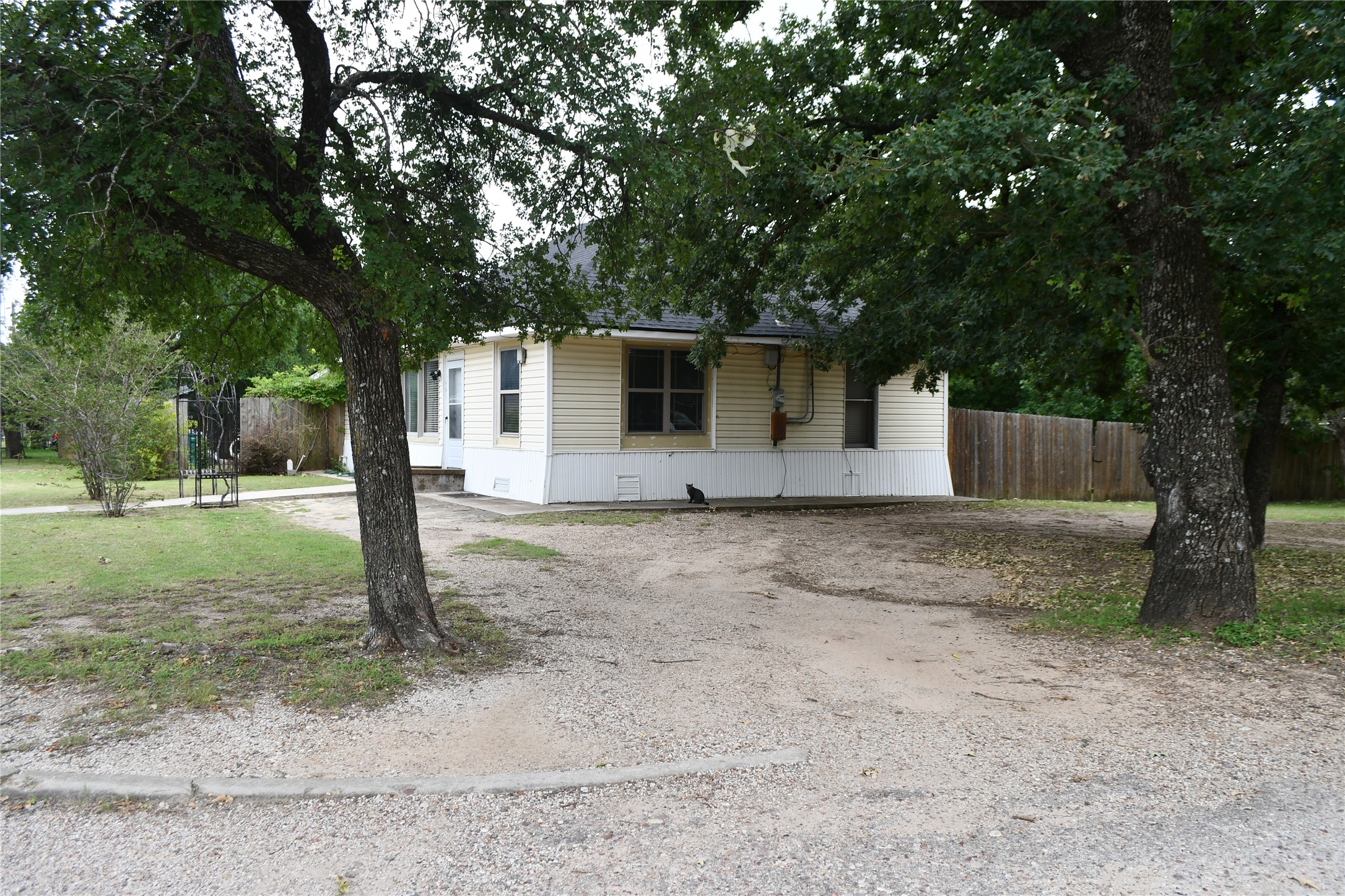 401 Powers Street Lacy Lakeview TX 76705