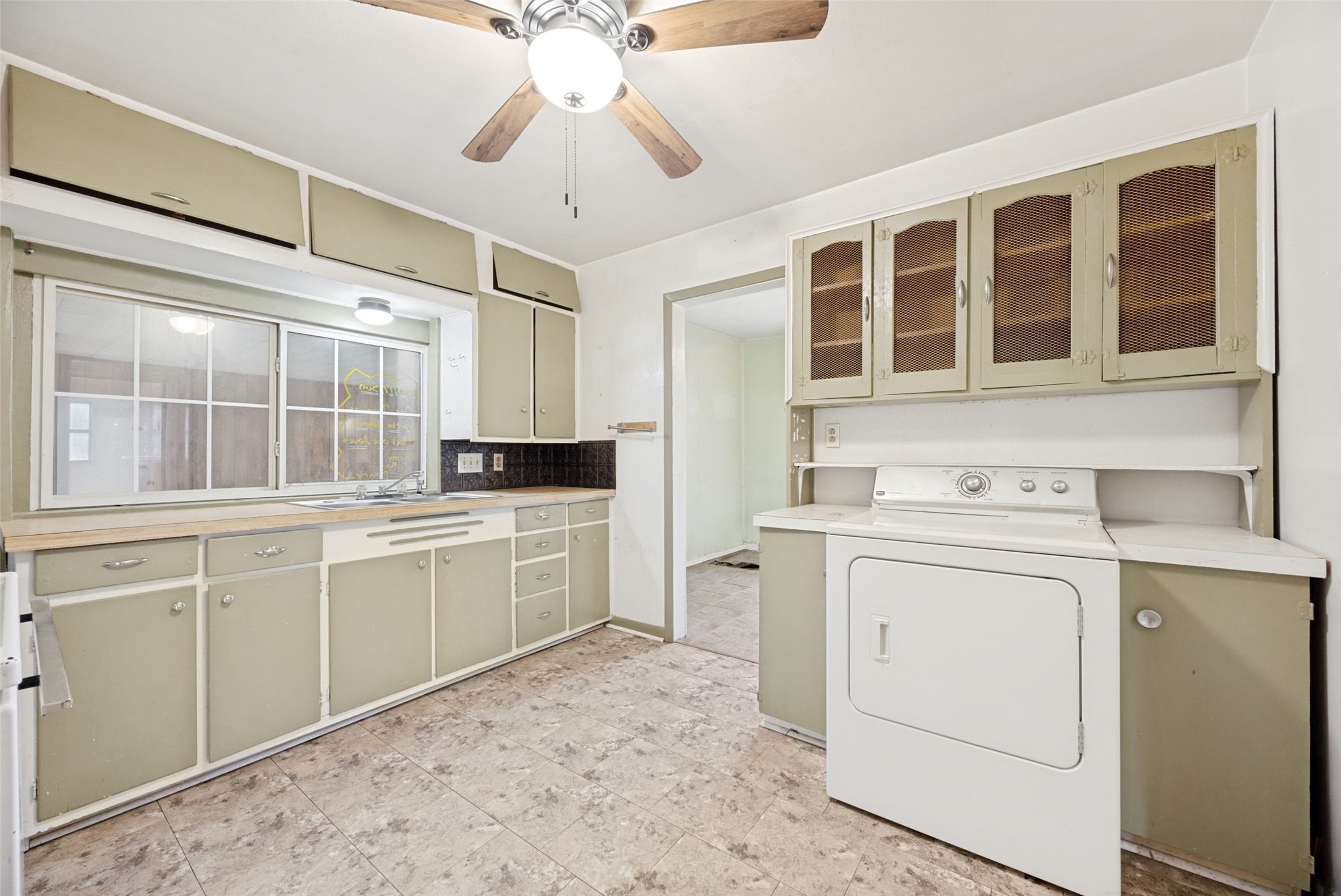 2600 W Johnson Street Denison TX 75020