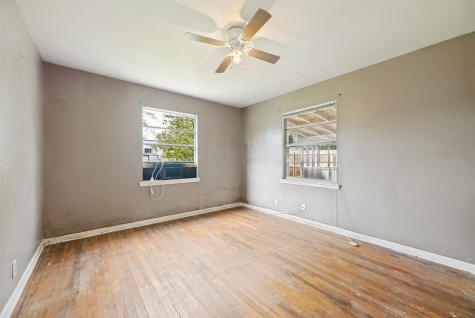 2600 W Johnson Street Denison TX 75020