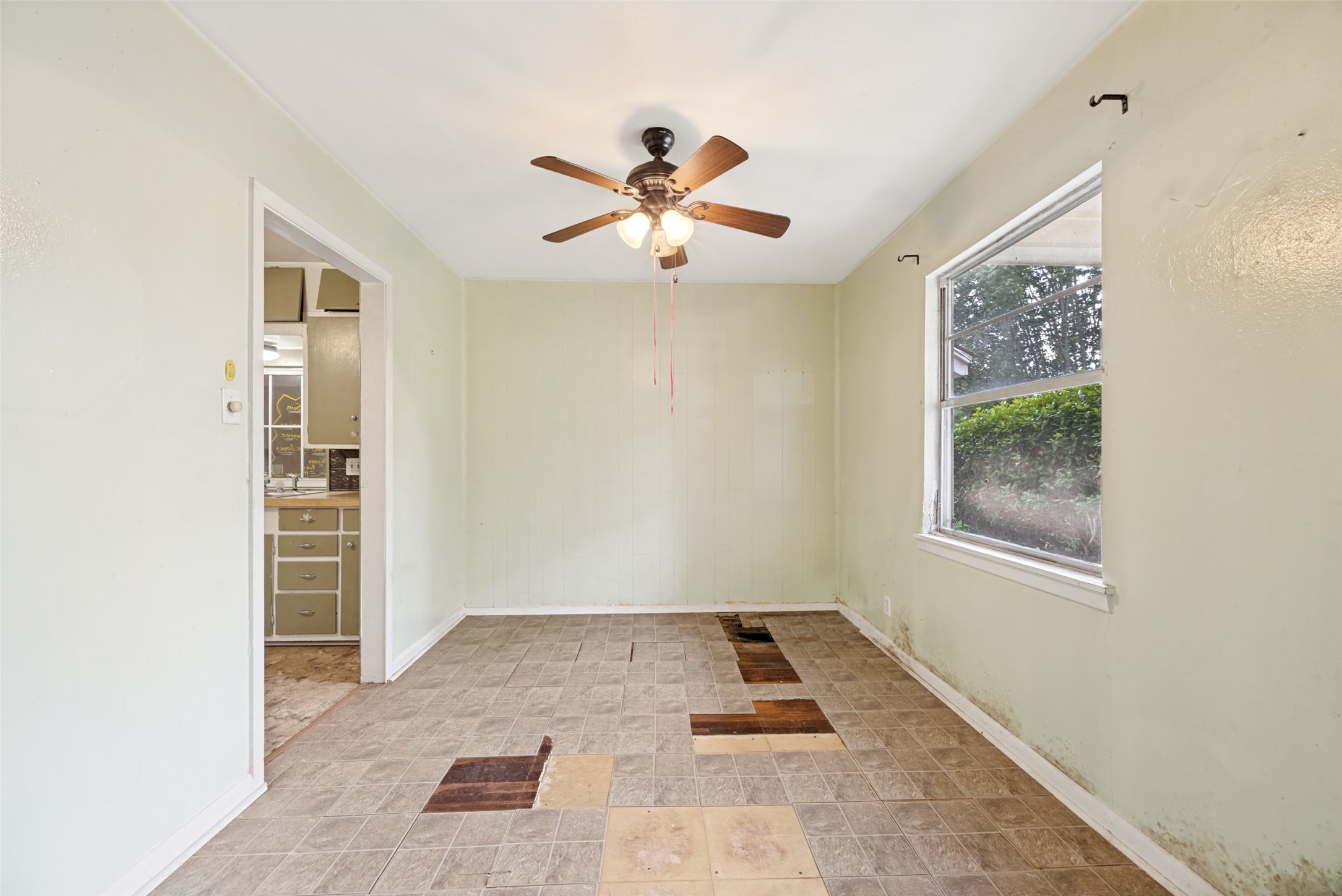 2600 W Johnson Street Denison TX 75020
