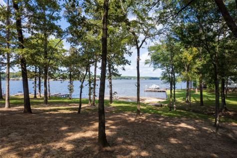 104 E Barker Creek Drive Scroggins TX 75480