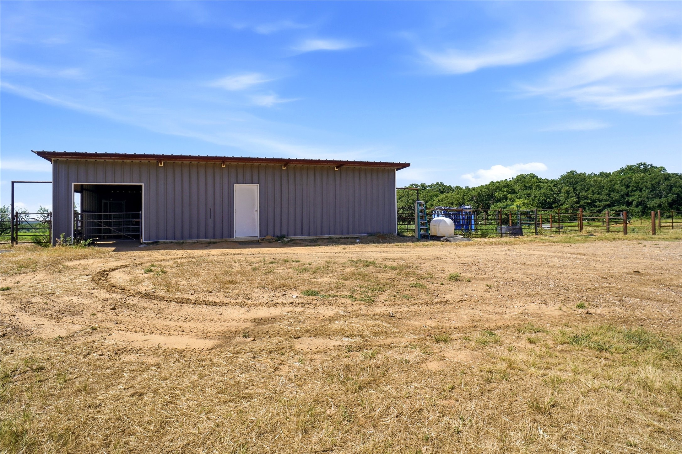 5511 Fm 2127 Bowie TX 76230