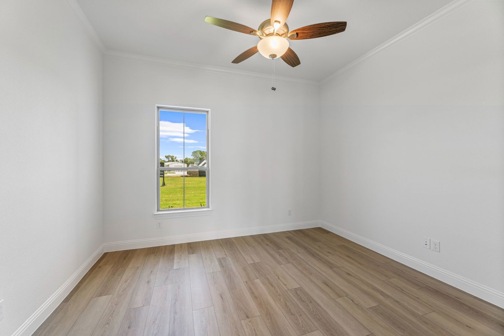 2001 Veal Circle Springtown TX 76085