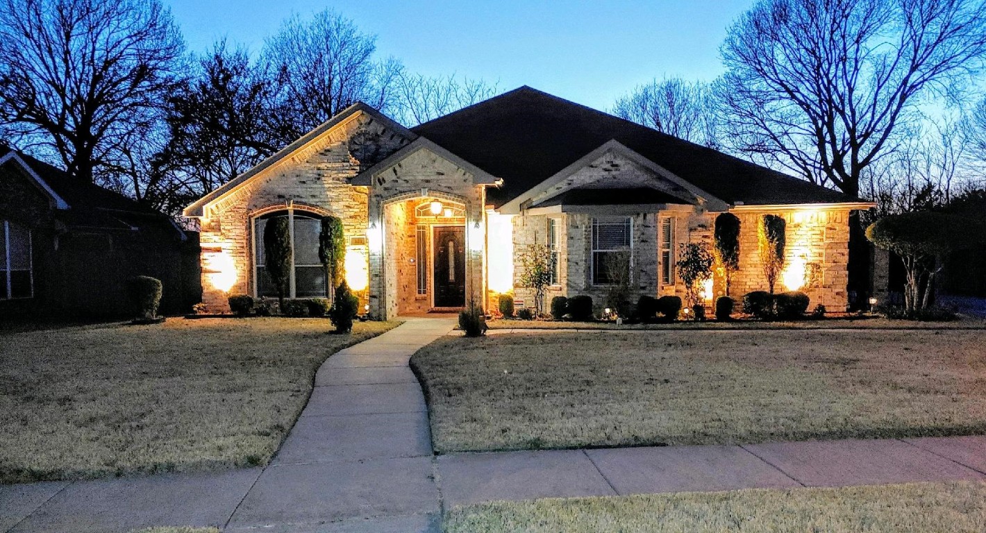 131 Annette Street Lancaster TX 75146