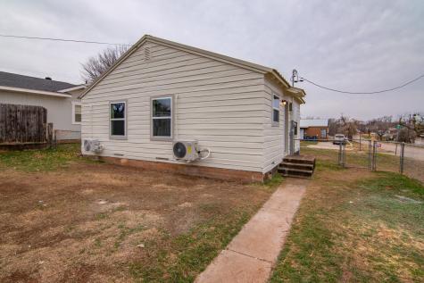 912 Lou Avenue Sweetwater TX 79556