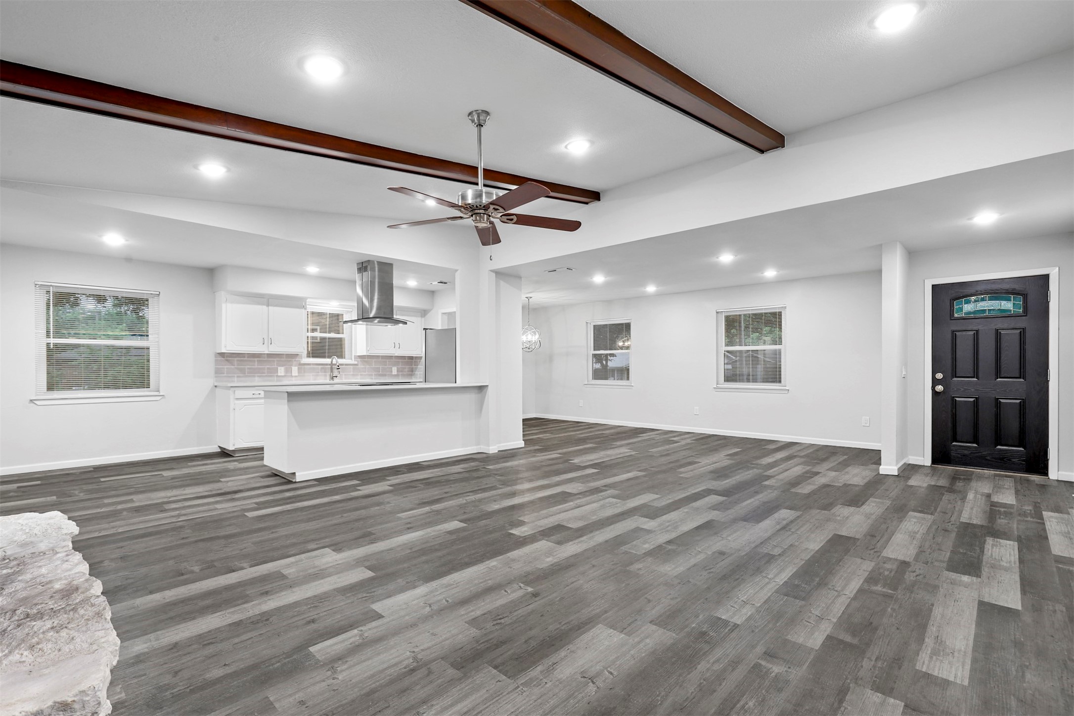 6037 Wormar Avenue Fort Worth TX 76133