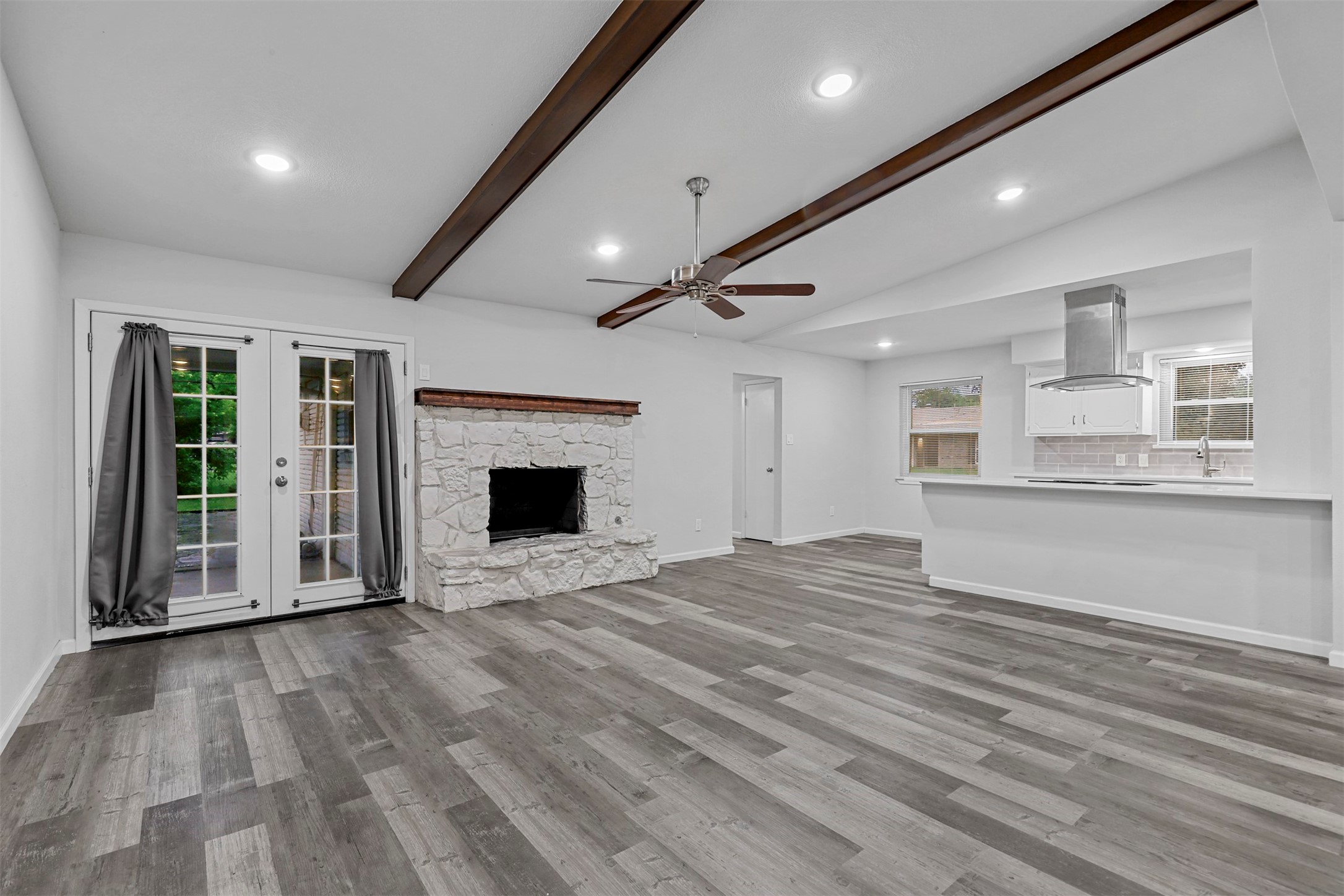6037 Wormar Avenue Fort Worth TX 76133