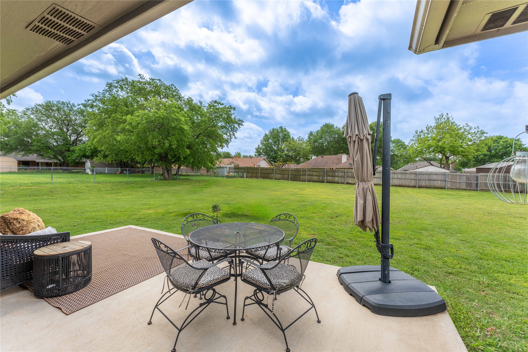523 W 1st Street Justin TX 76247