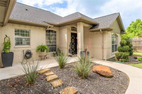 523 W 1st Street Justin TX 76247