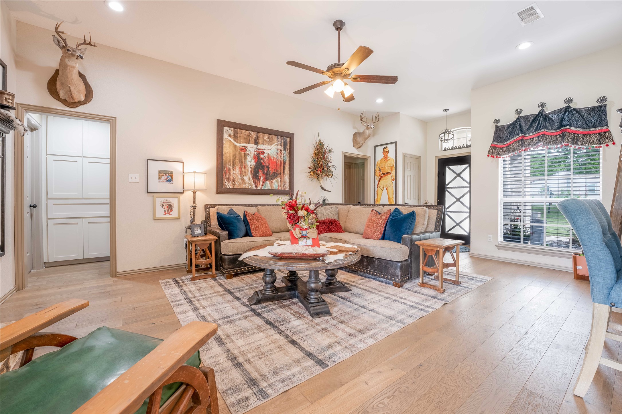 523 W 1st Street Justin TX 76247