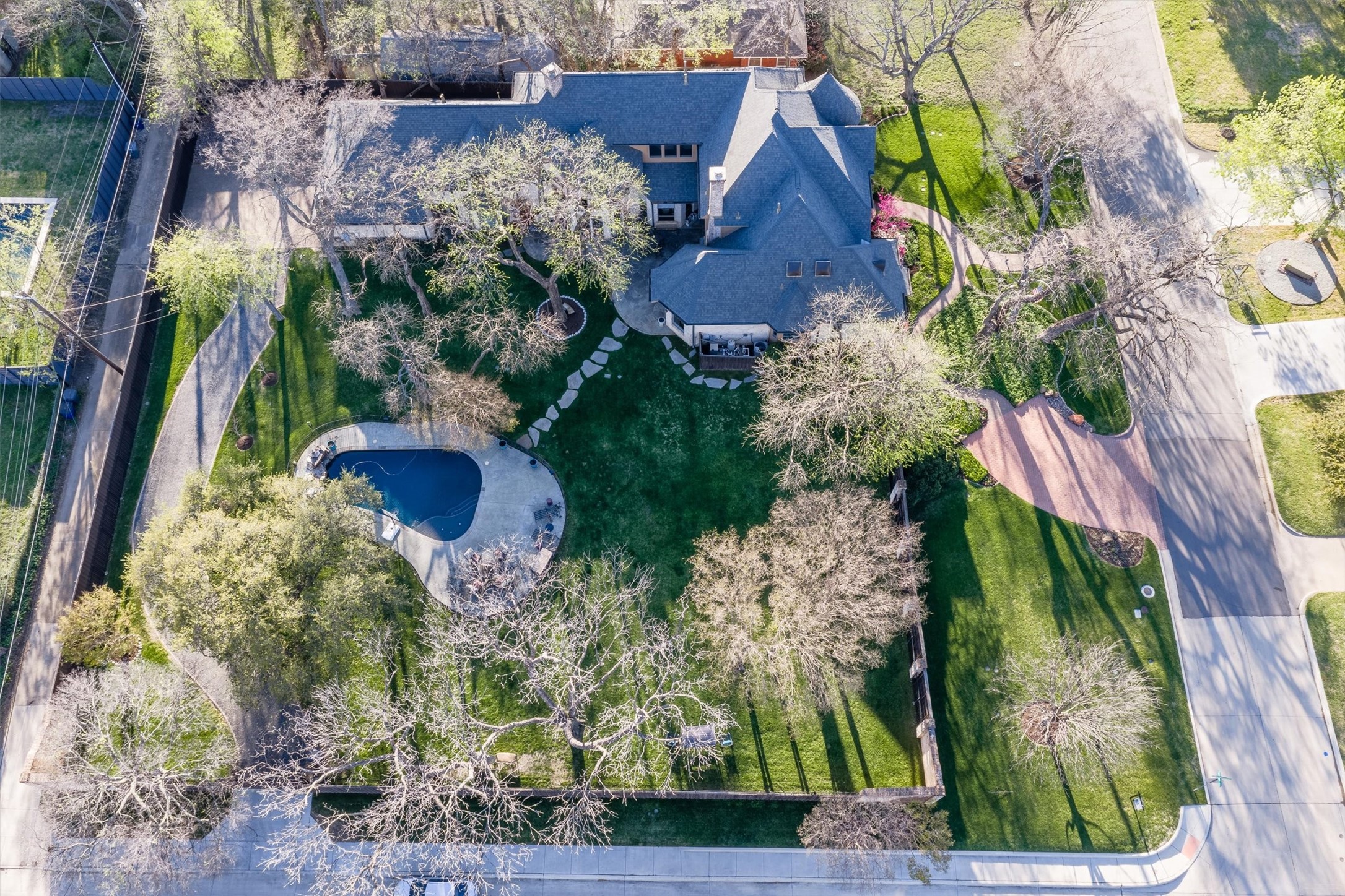 6262 Turner Way Dallas TX 75230