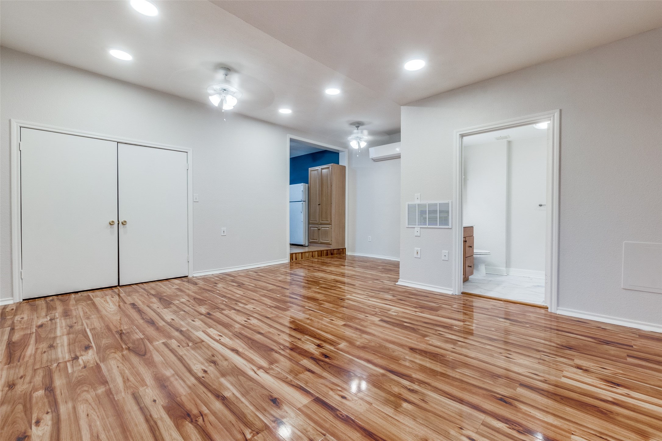 1112 Kings Highway Dallas TX 75208