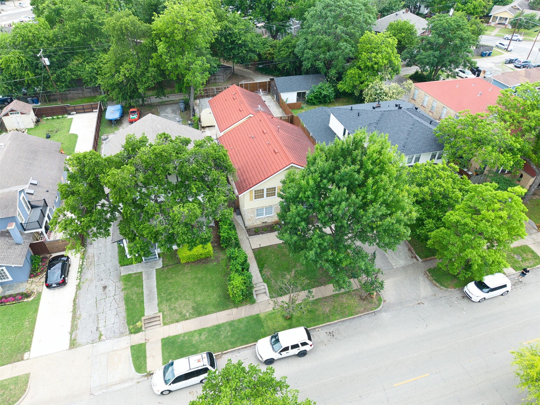 1112 Kings Highway Dallas TX 75208