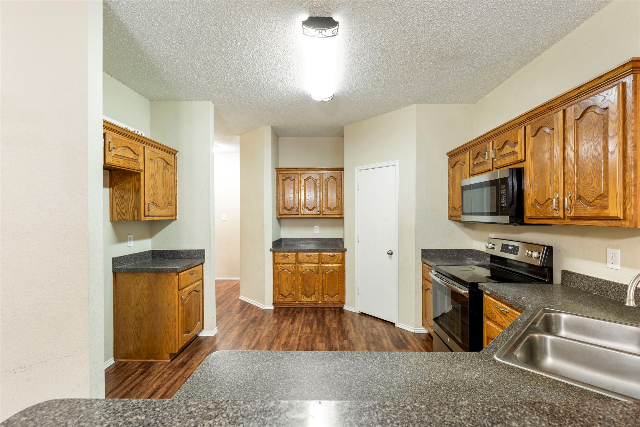 2848 Goldfinch Drive Mesquite TX 75181