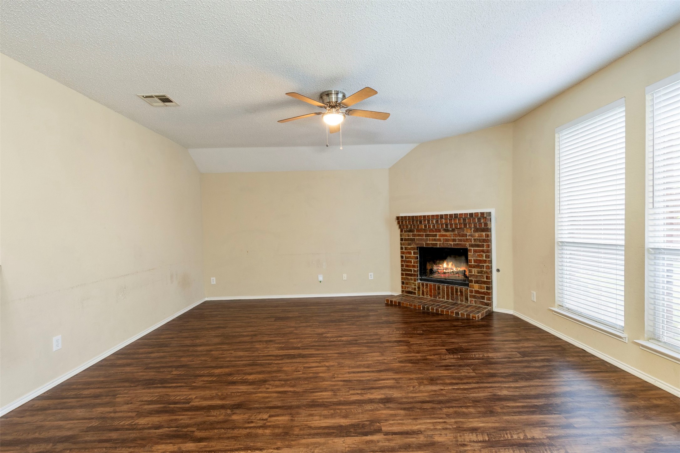 2848 Goldfinch Drive Mesquite TX 75181