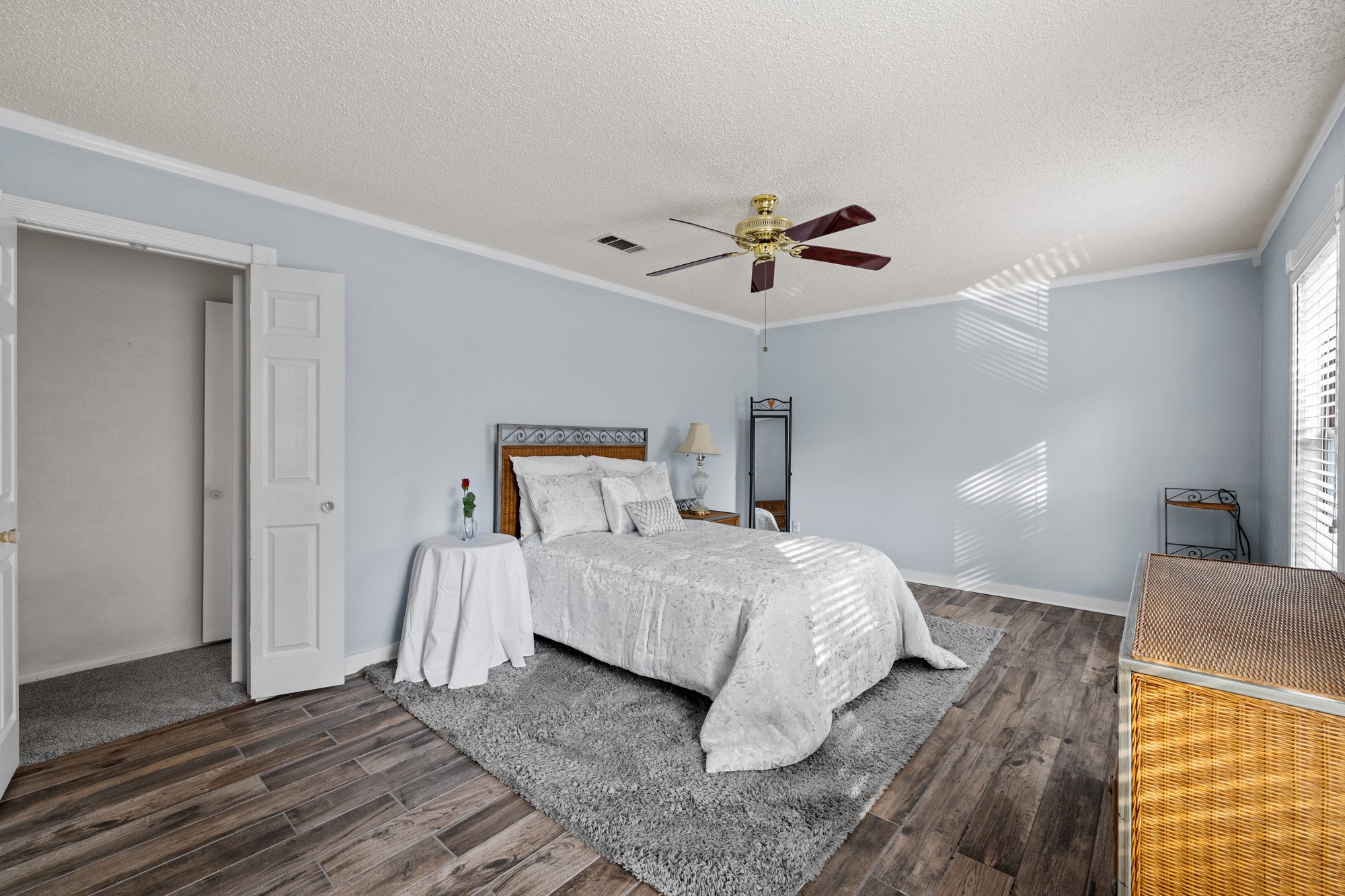 3708 Windsong Lane Bedford TX 76021