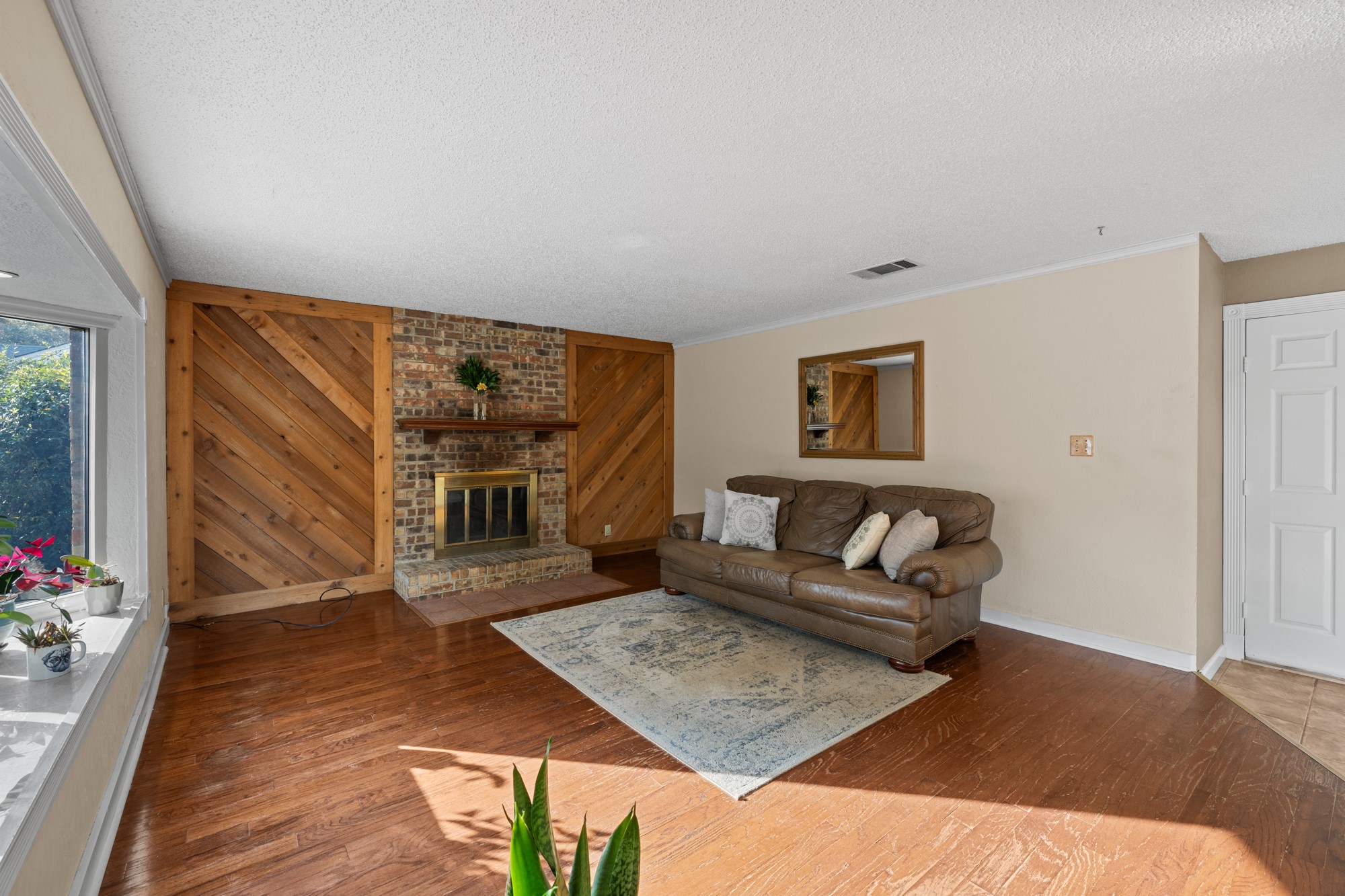 3708 Windsong Lane Bedford TX 76021
