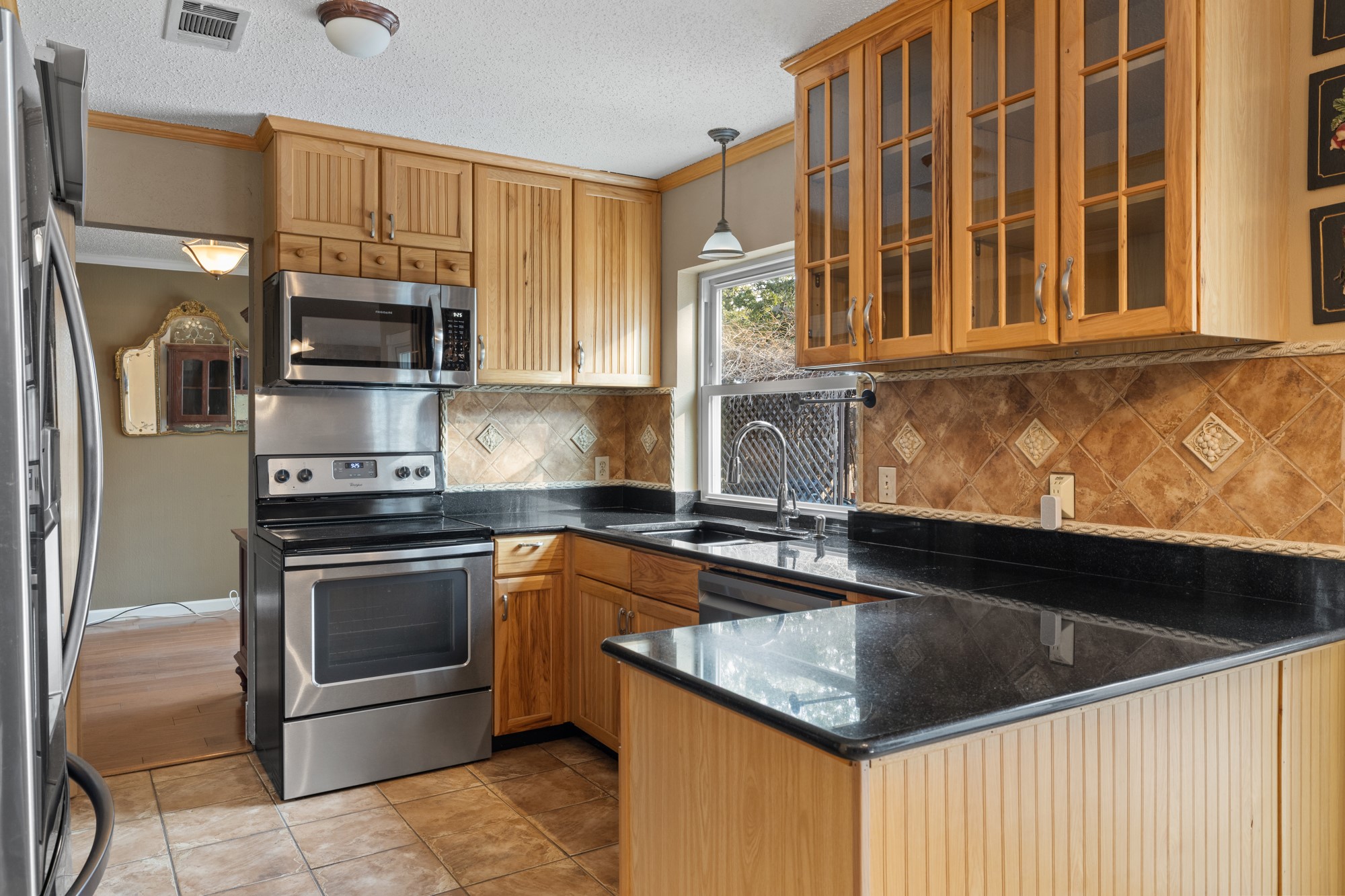 3708 Windsong Lane Bedford TX 76021
