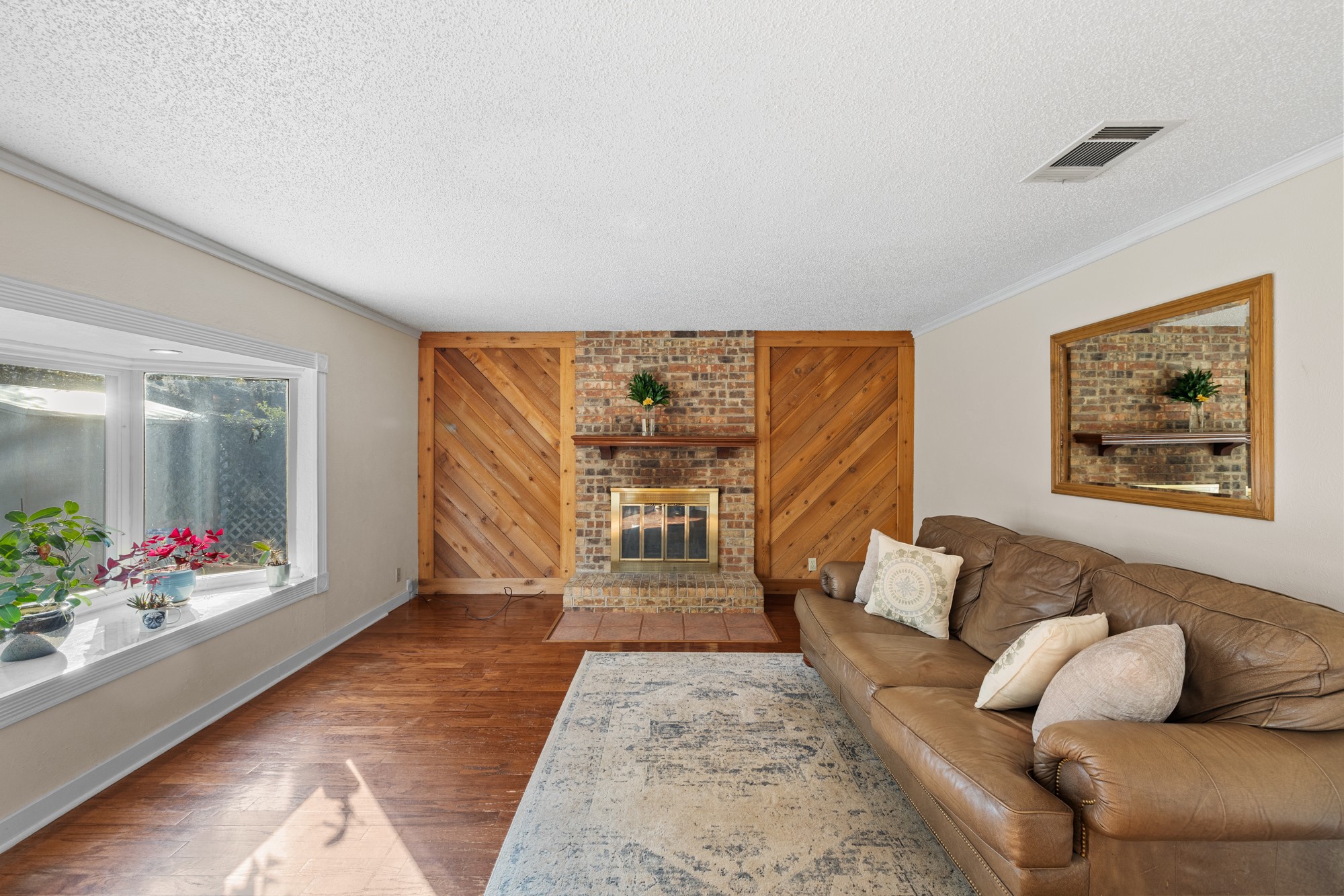 3708 Windsong Lane Bedford TX 76021