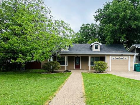 1221 N Penelope Street Belton TX 76513
