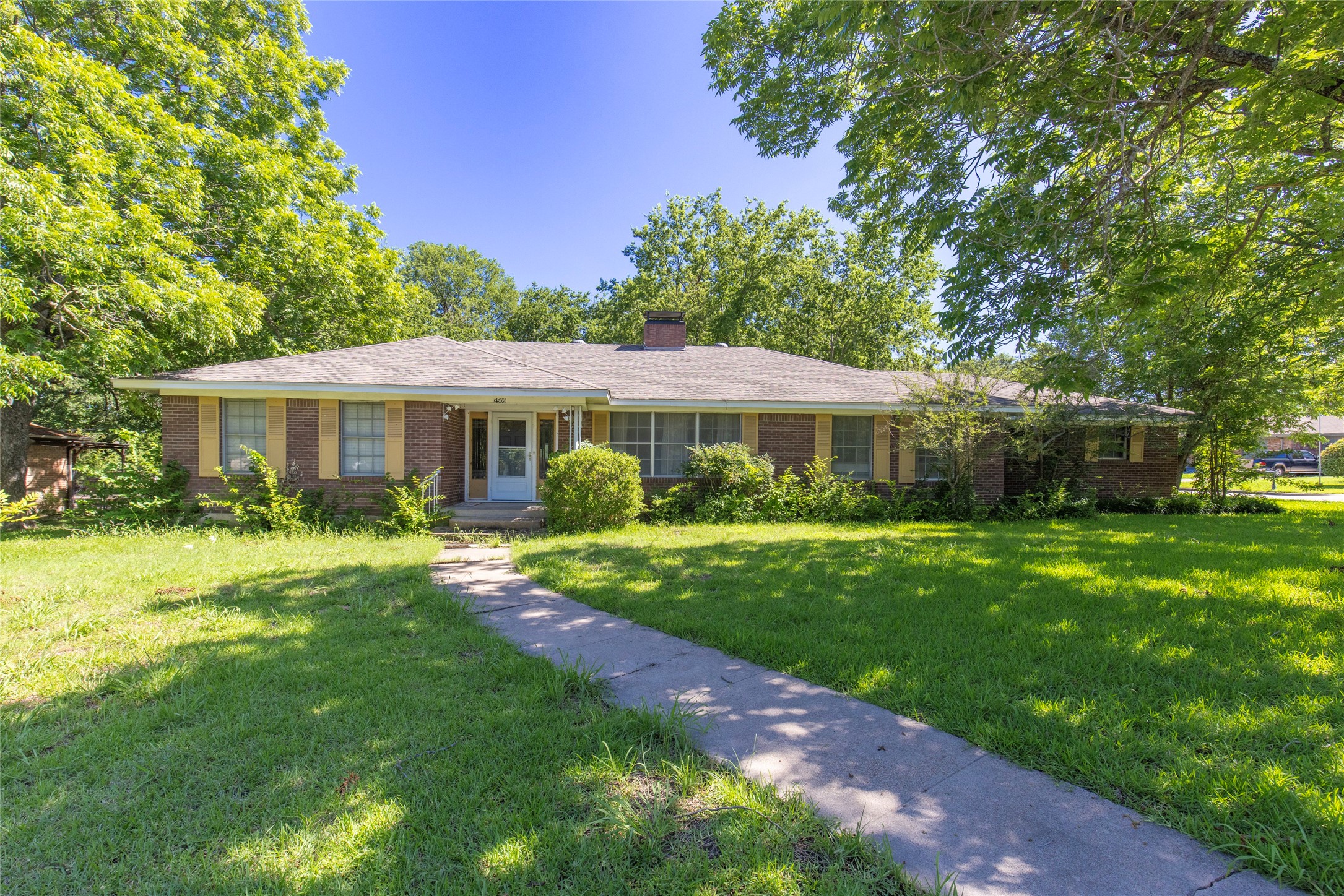 2509 Rolling Hills Drive Greenville TX 75402