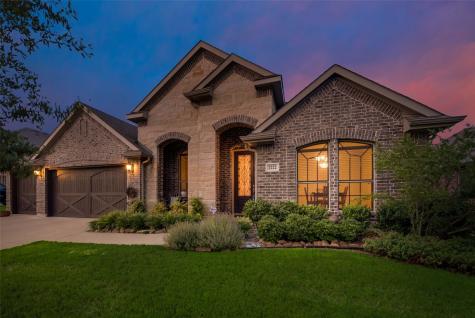 2222 Fallbrooke Drive Grand Prairie TX 75050