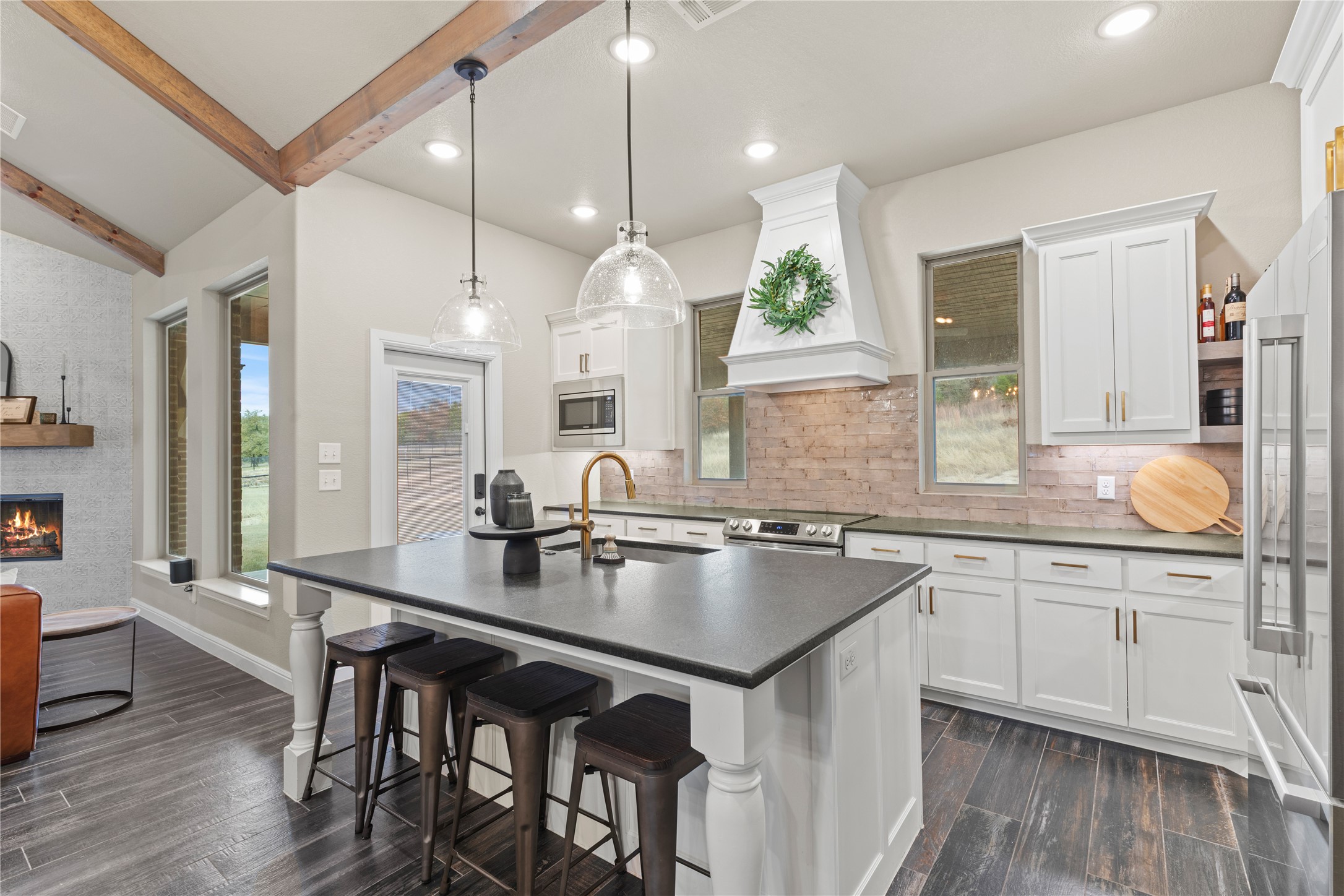 916 Silverleaf Drive Weatherford TX 76085