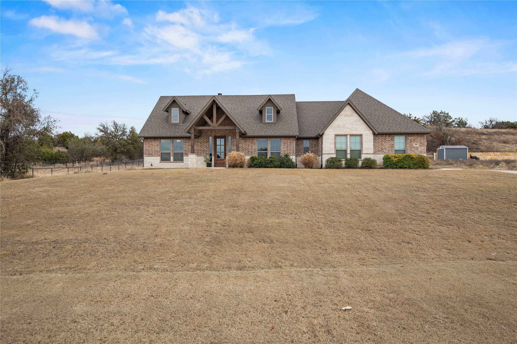 916 Silverleaf Drive Weatherford TX 76085