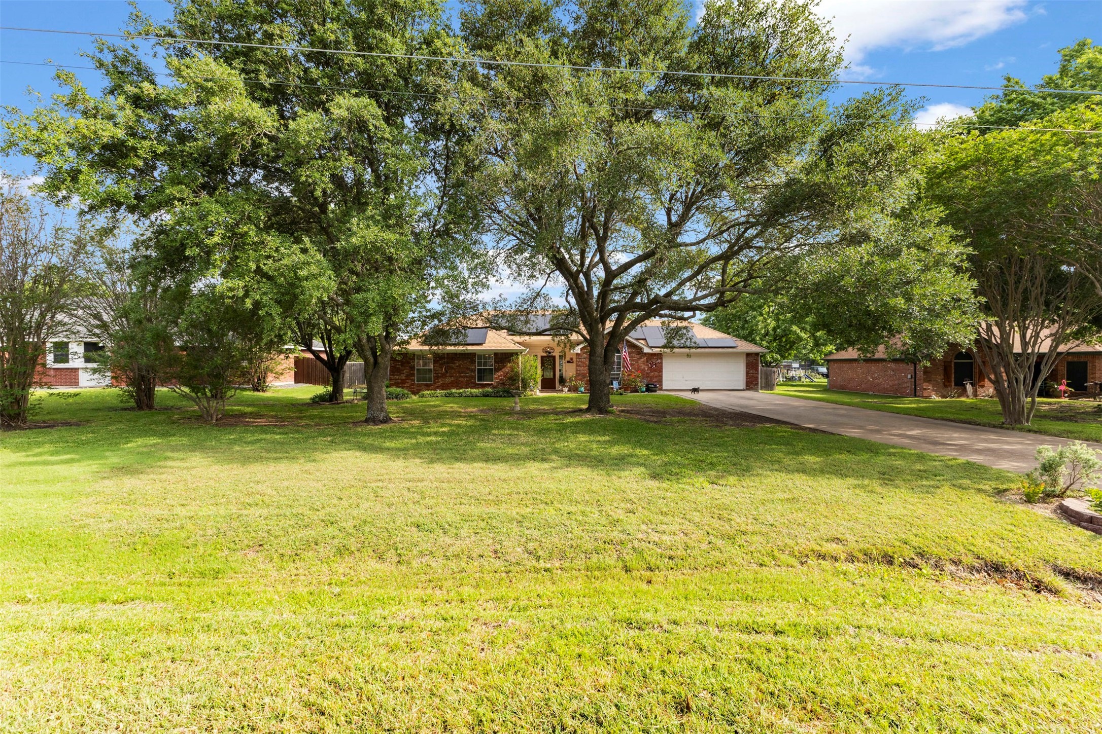 319 Anita Lane Waxahachie TX 75165