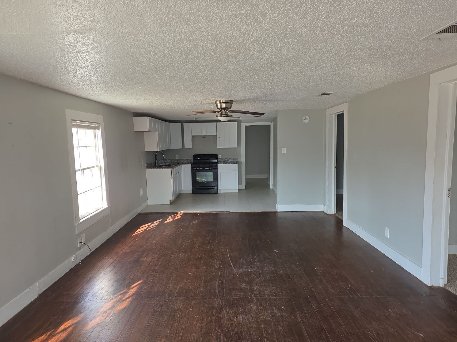 402 W 4th Street Kaufman TX 75142