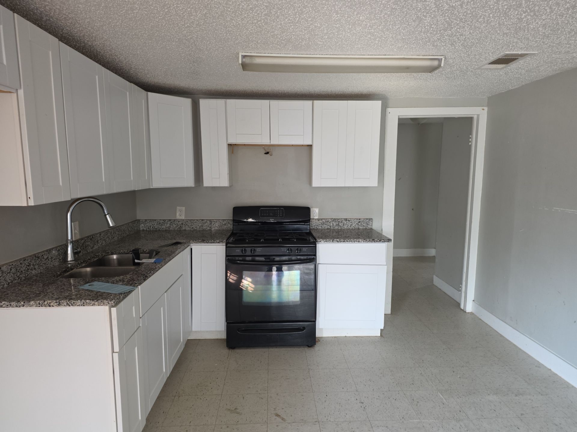 402 W 4th Street Kaufman TX 75142