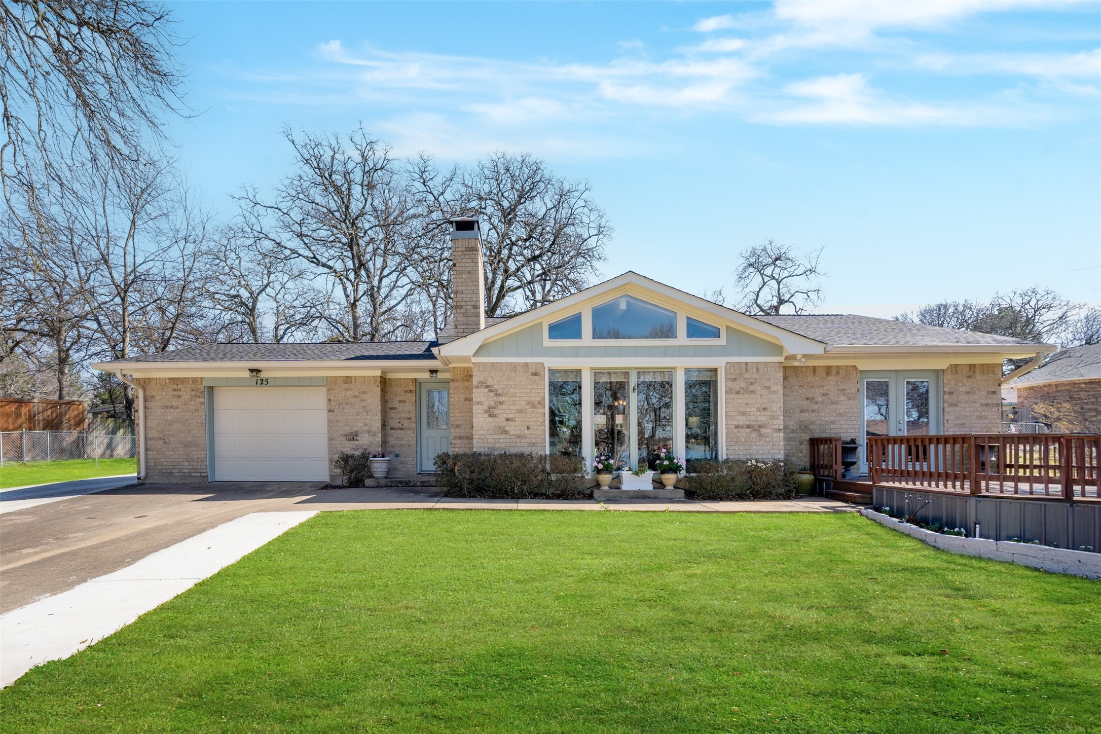 125 Santa Monica Drive Mabank TX 75156