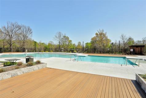 1912 Mcdougall Creek Van Alstyne TX 75495