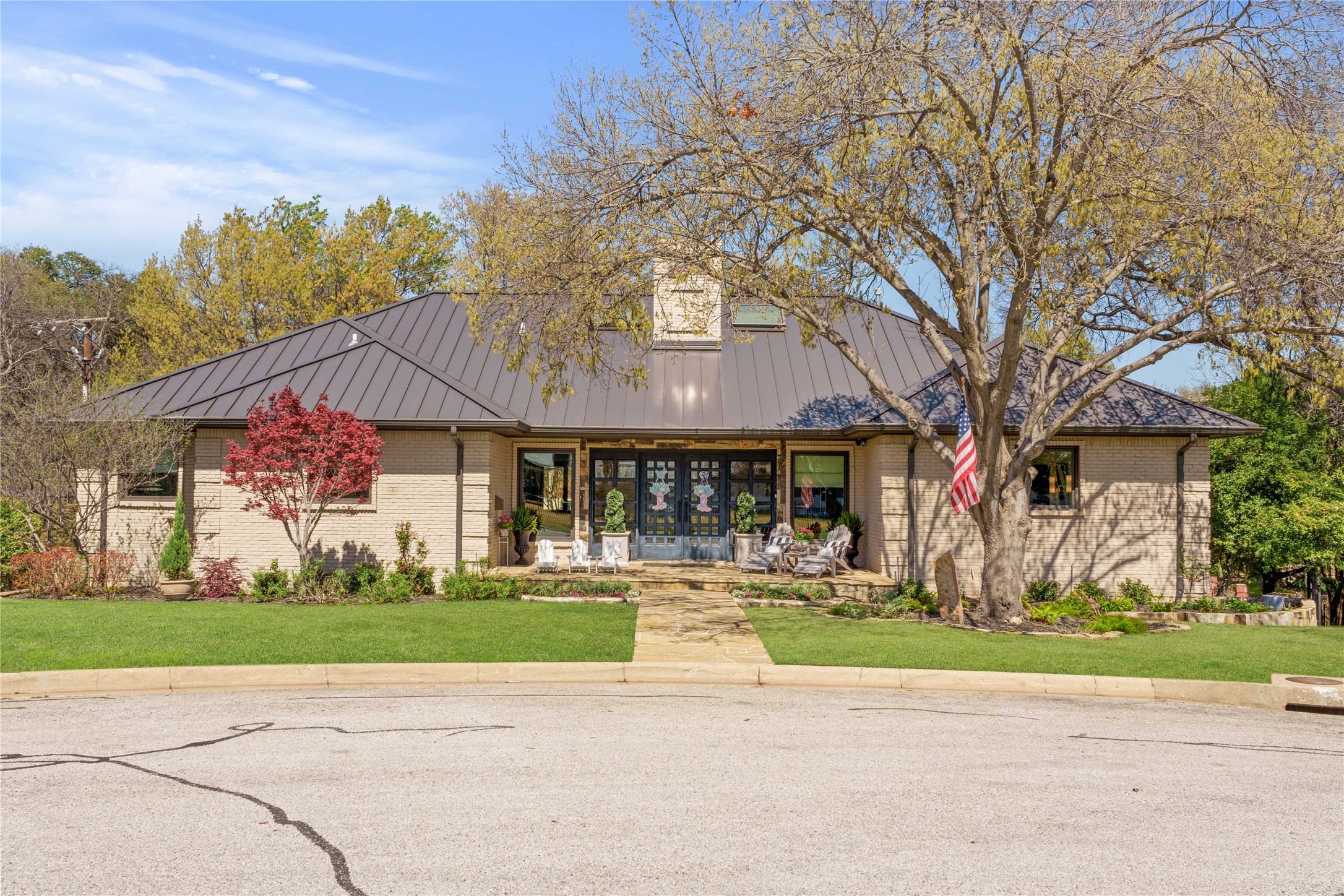 4304 Briarhaven Road Fort Worth TX 76109