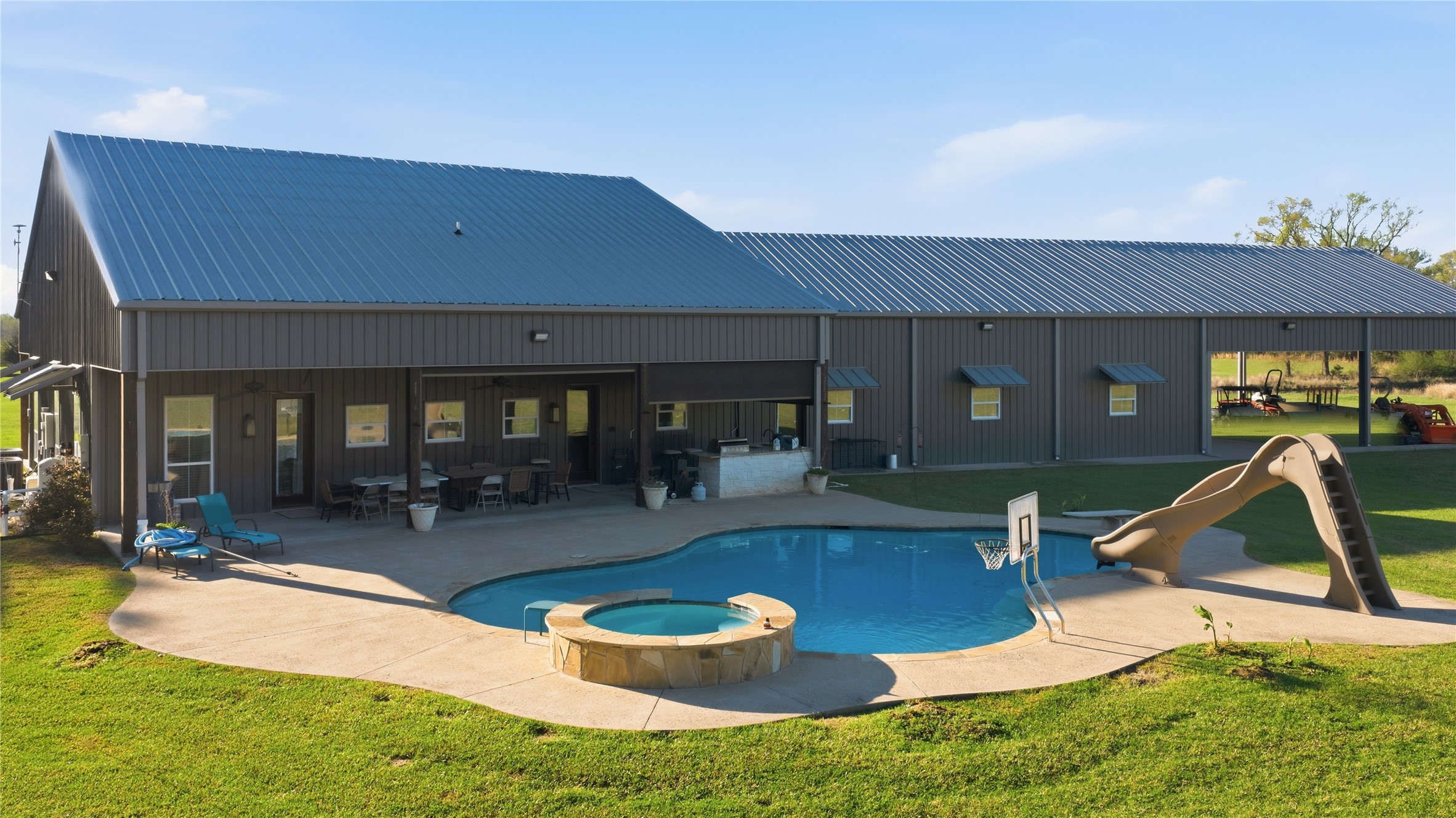 13001 County Road 3300 Brownsboro TX 75756