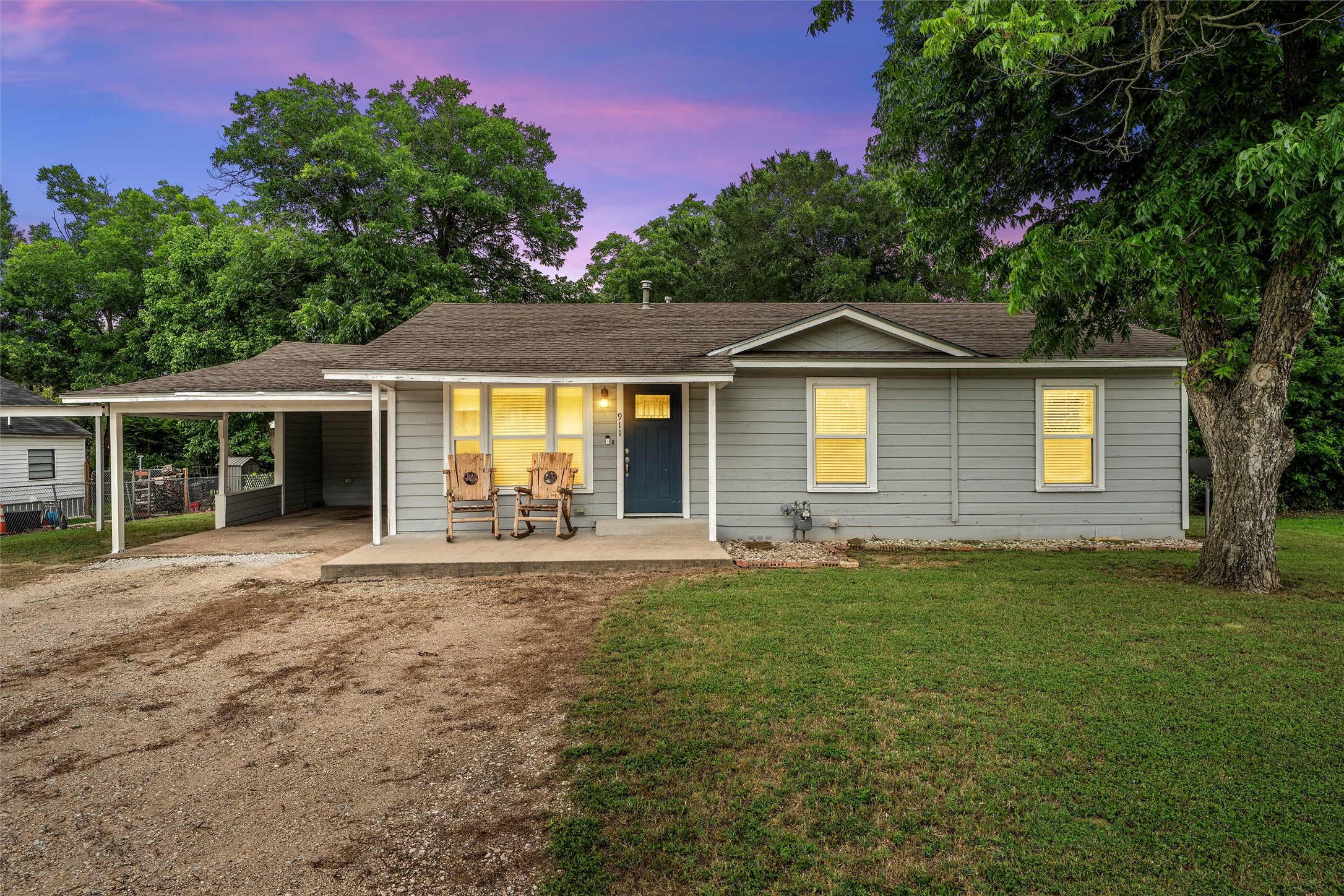 911 S Main Street West TX 76691