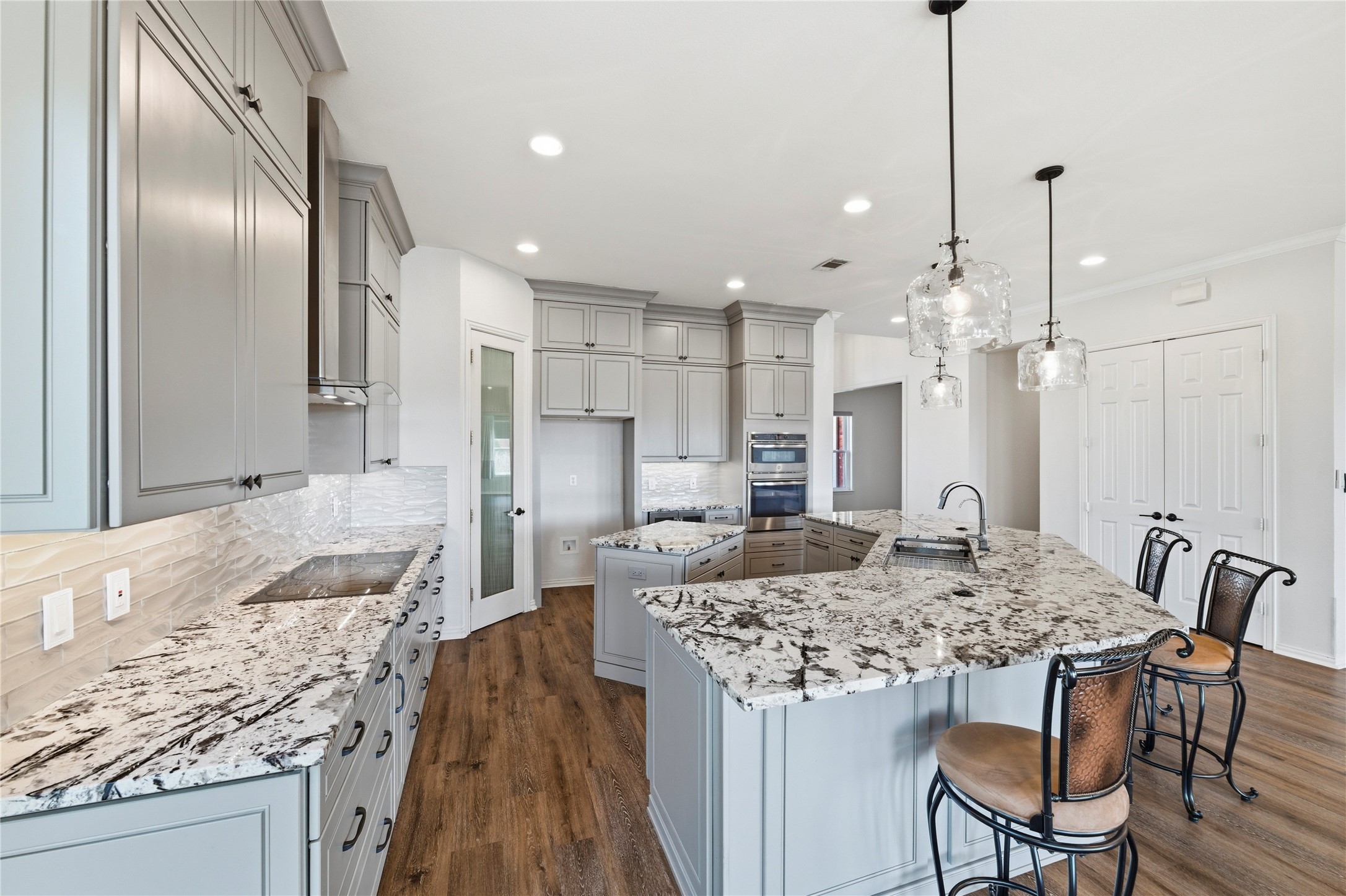 425 Cabellero Court Fairview TX 75069