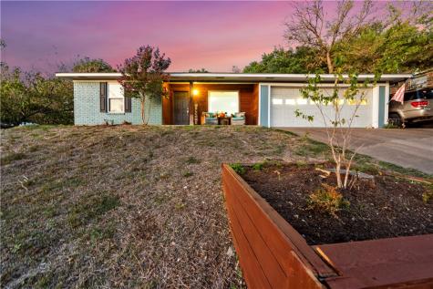 1025 Wedgewood Drive Woodway TX 76712