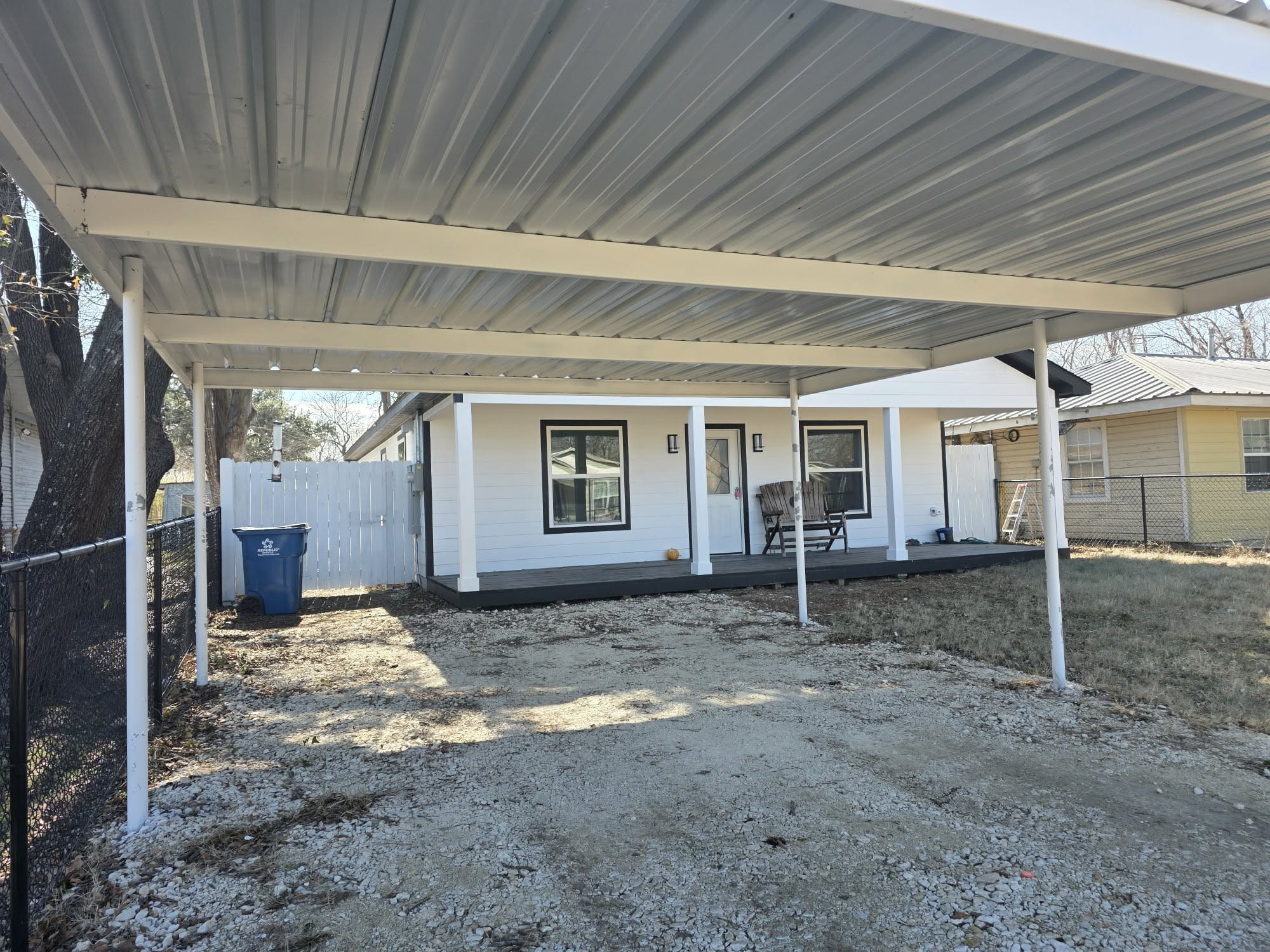924 E Titus Street Mexia TX 76667