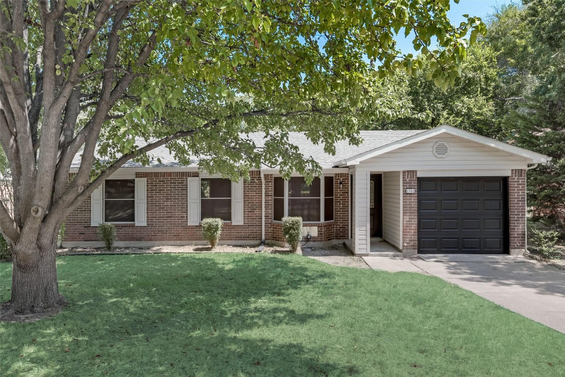 1701 Nueces Drive Garland TX 75040