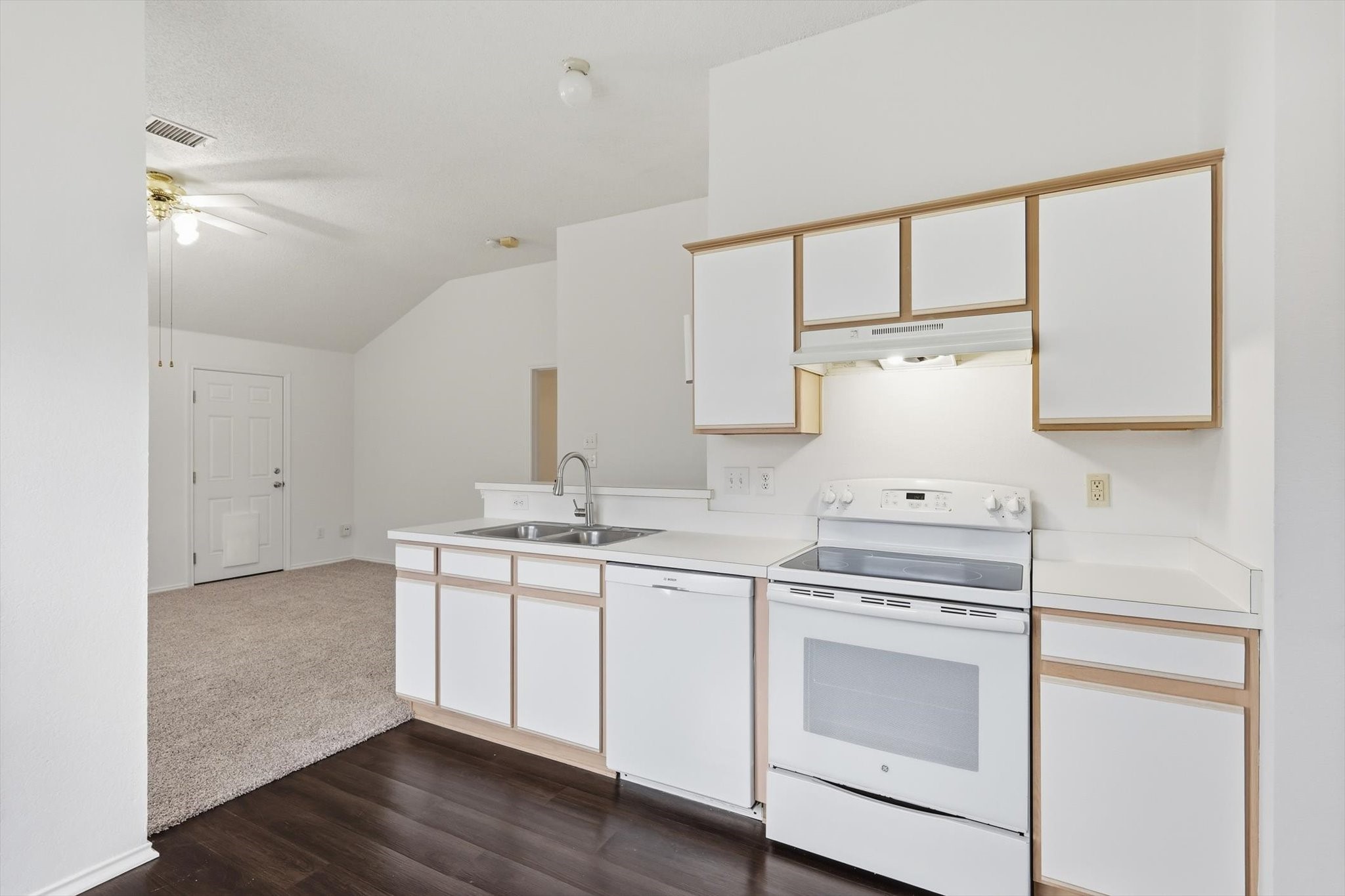 804 Castlewick Court Arlington TX 76018