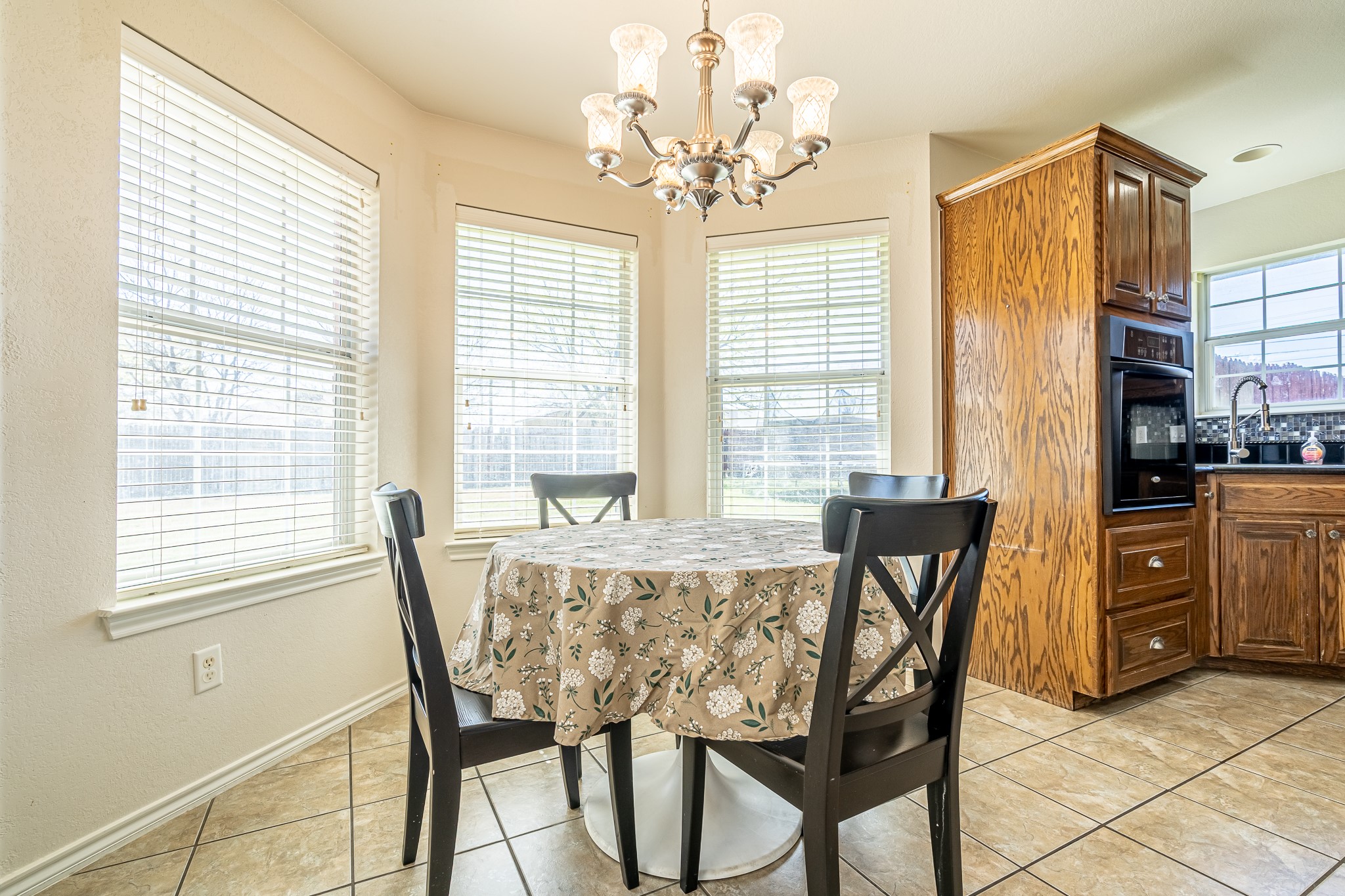 1909 Lazy Court Granbury TX 76048