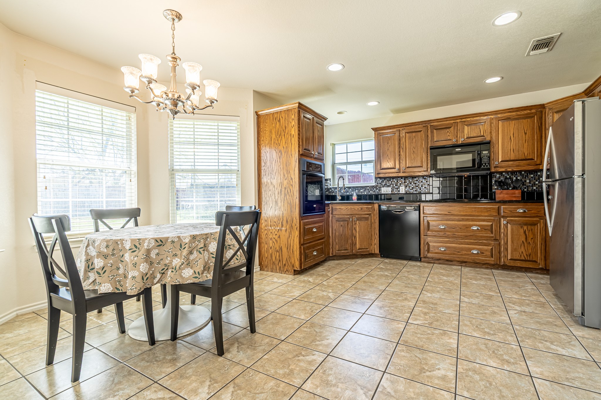 1909 Lazy Court Granbury TX 76048