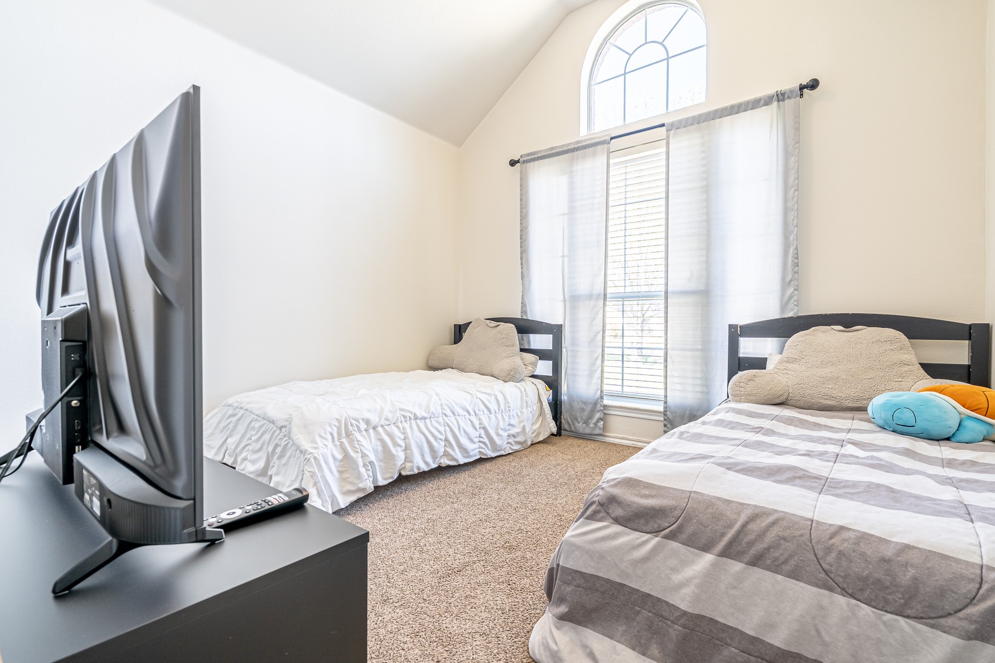 1909 Lazy Court Granbury TX 76048