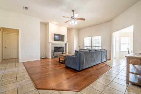 1909 Lazy Court Granbury TX 76048
