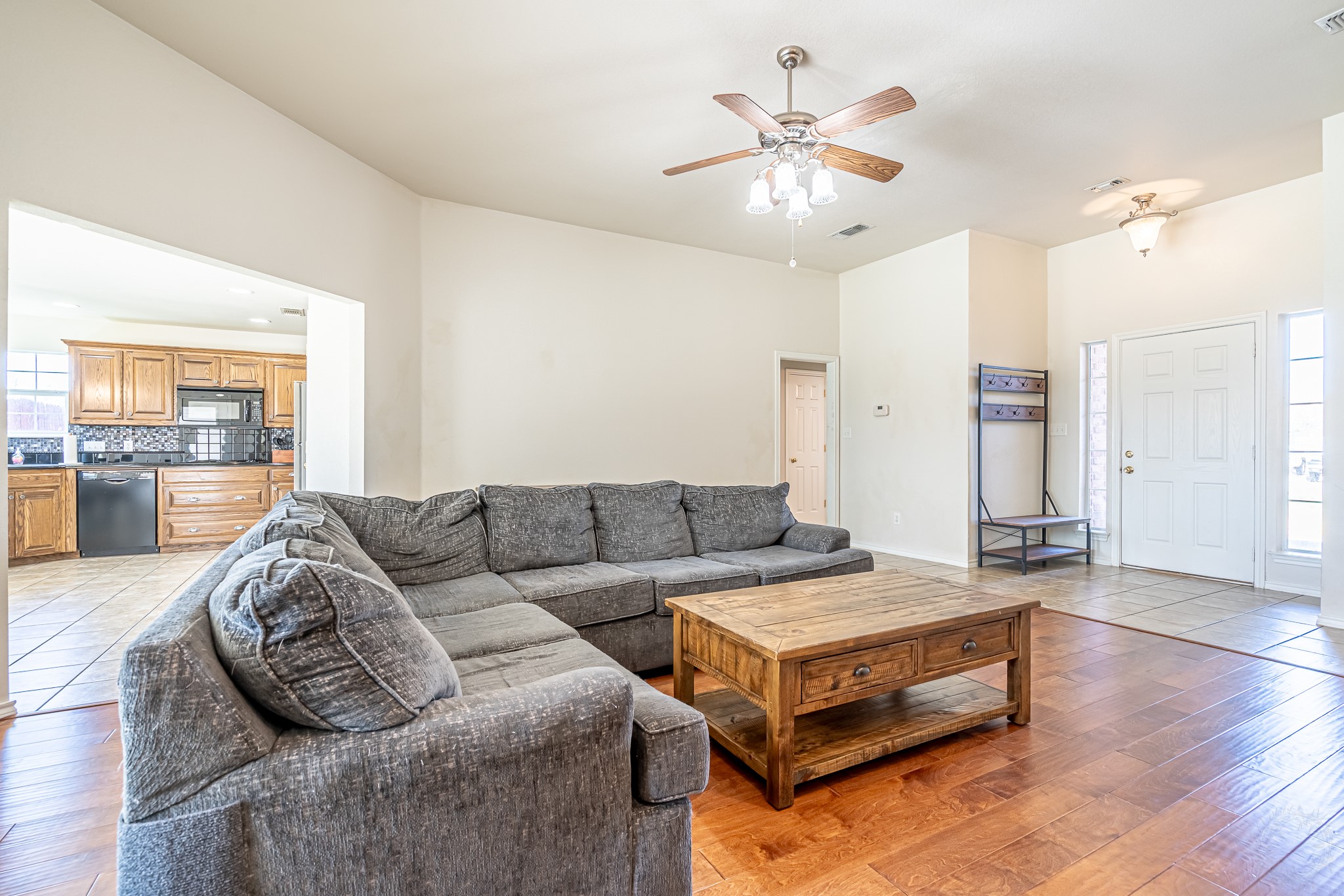 1909 Lazy Court Granbury TX 76048