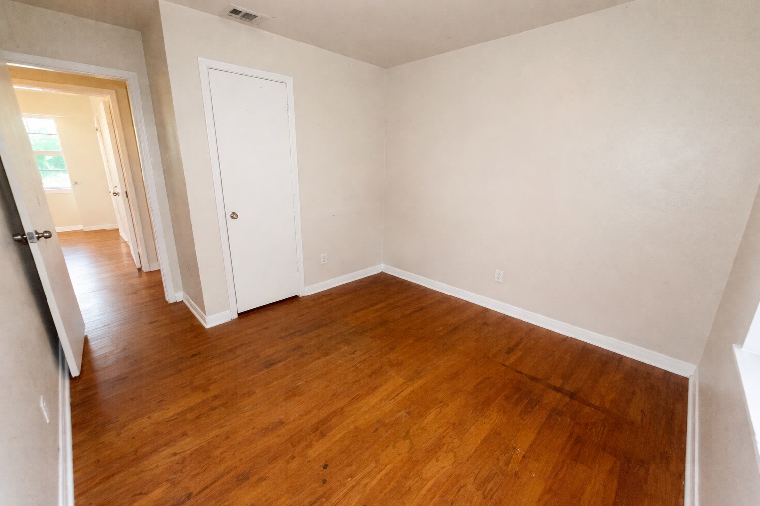 1117 Rancho Drive Mesquite TX 75149