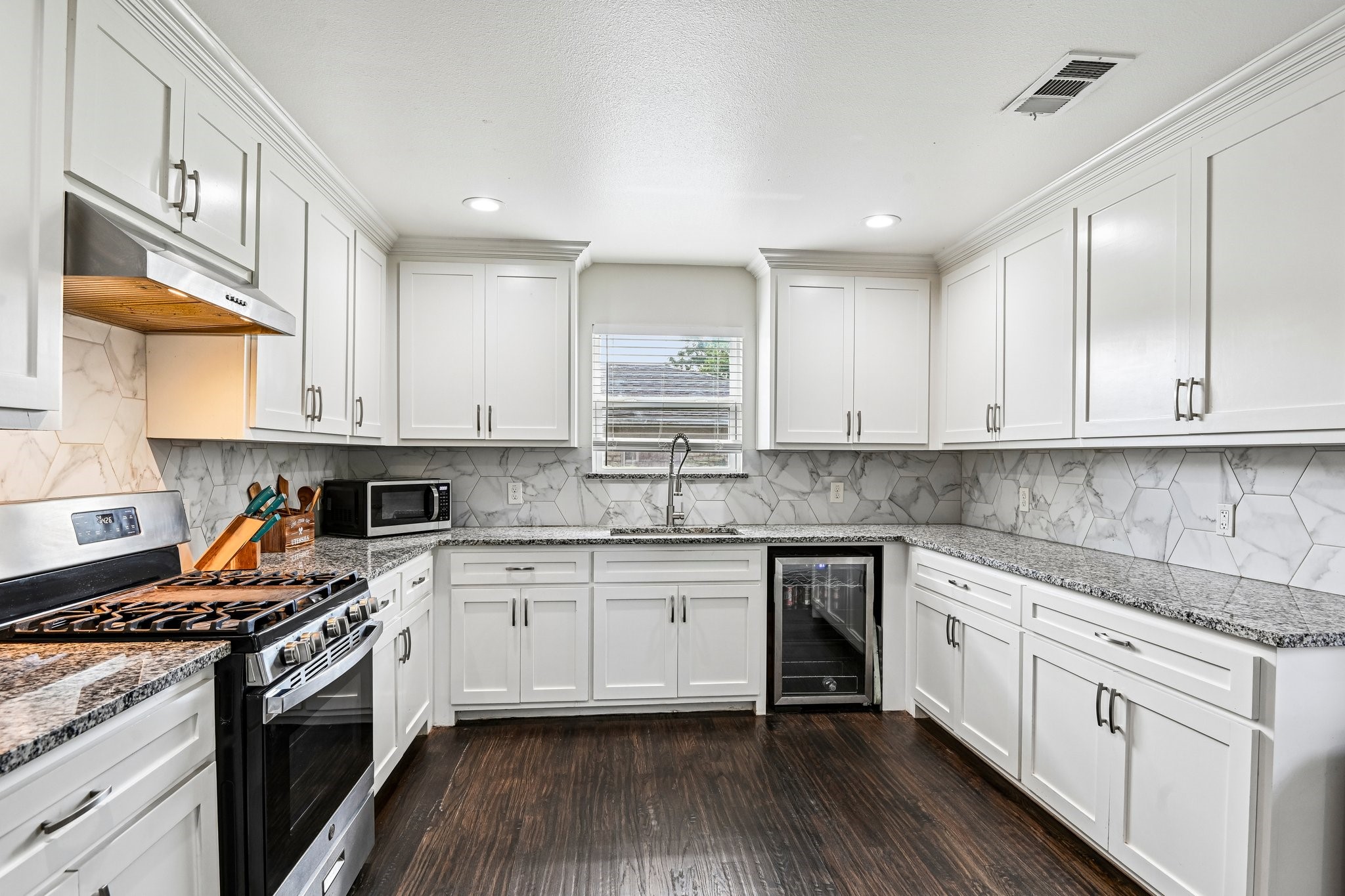 215 Tanco Lane Duncanville TX 75116