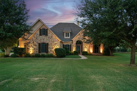 125 Silver Rose Boulevard Burleson TX 76028
