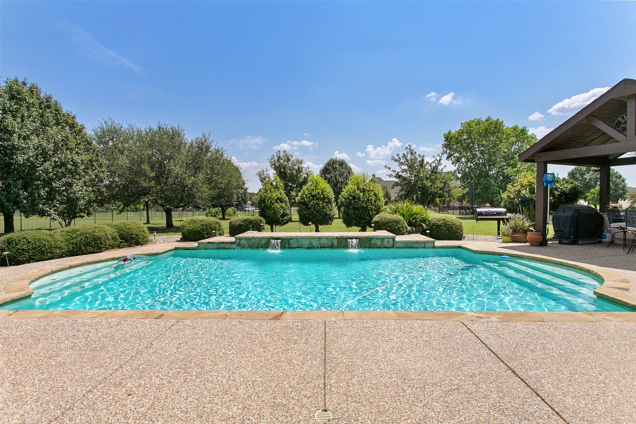 125 Silver Rose Boulevard Burleson TX 76028